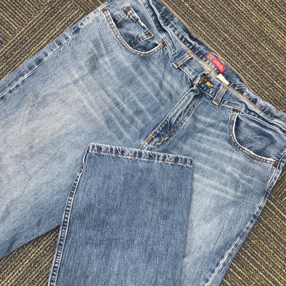 Faded Glory Bootcut Jeans Mens 38x32 Blue Excellent Loose Fit Medium Wash Denim